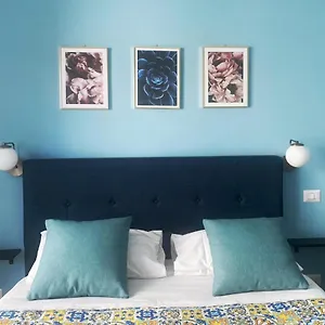  Bed & Breakfast Domus D'amore Italia